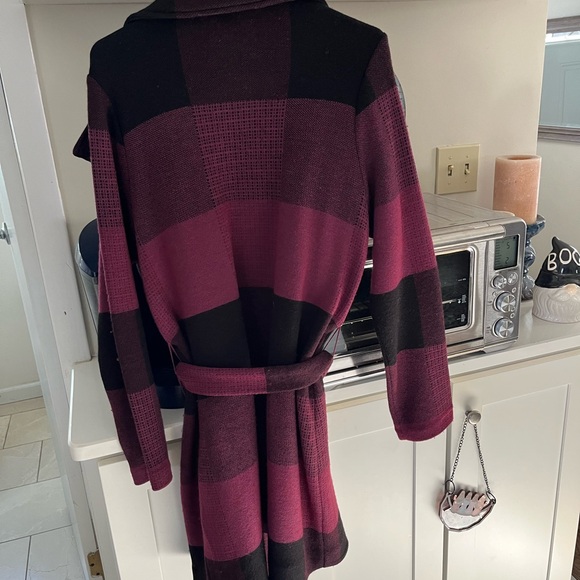 White House Black Market Pink and Black Plaid Coat - Picture 3 of 3